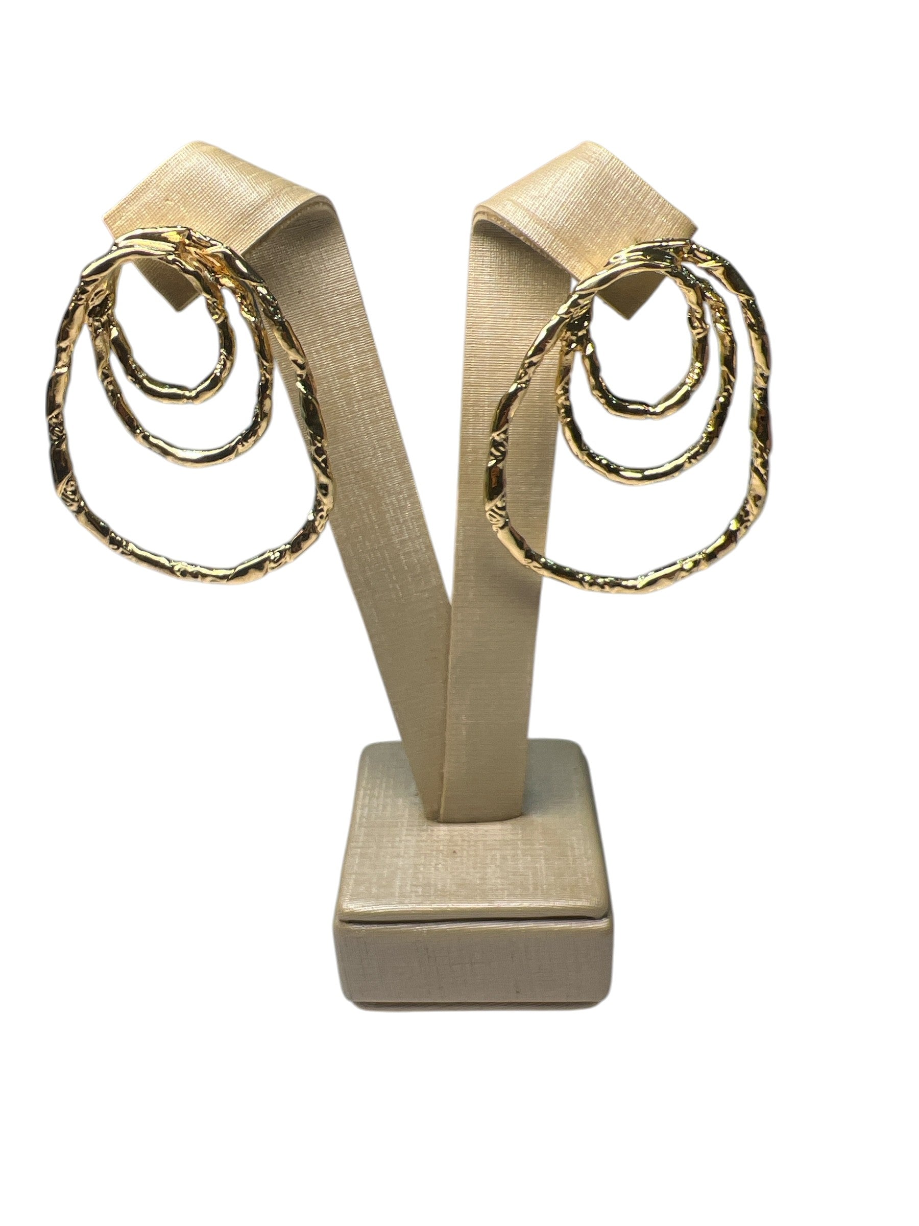 Brinco Dourado Maria Coroline