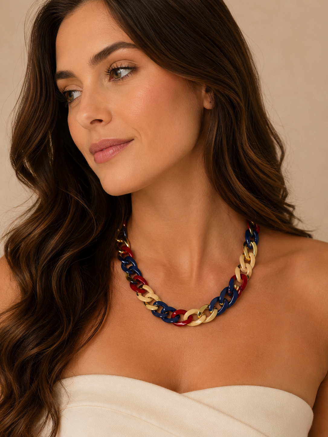 Colar Elos Maria Amanda Bege e Azul