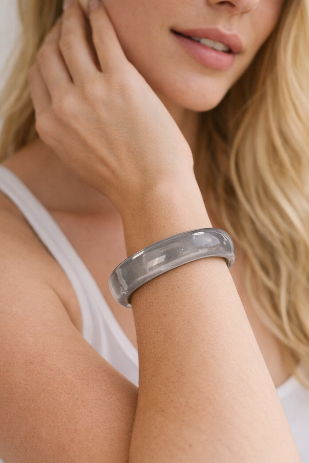 Bracelete Resina Transparente Maria Nicole