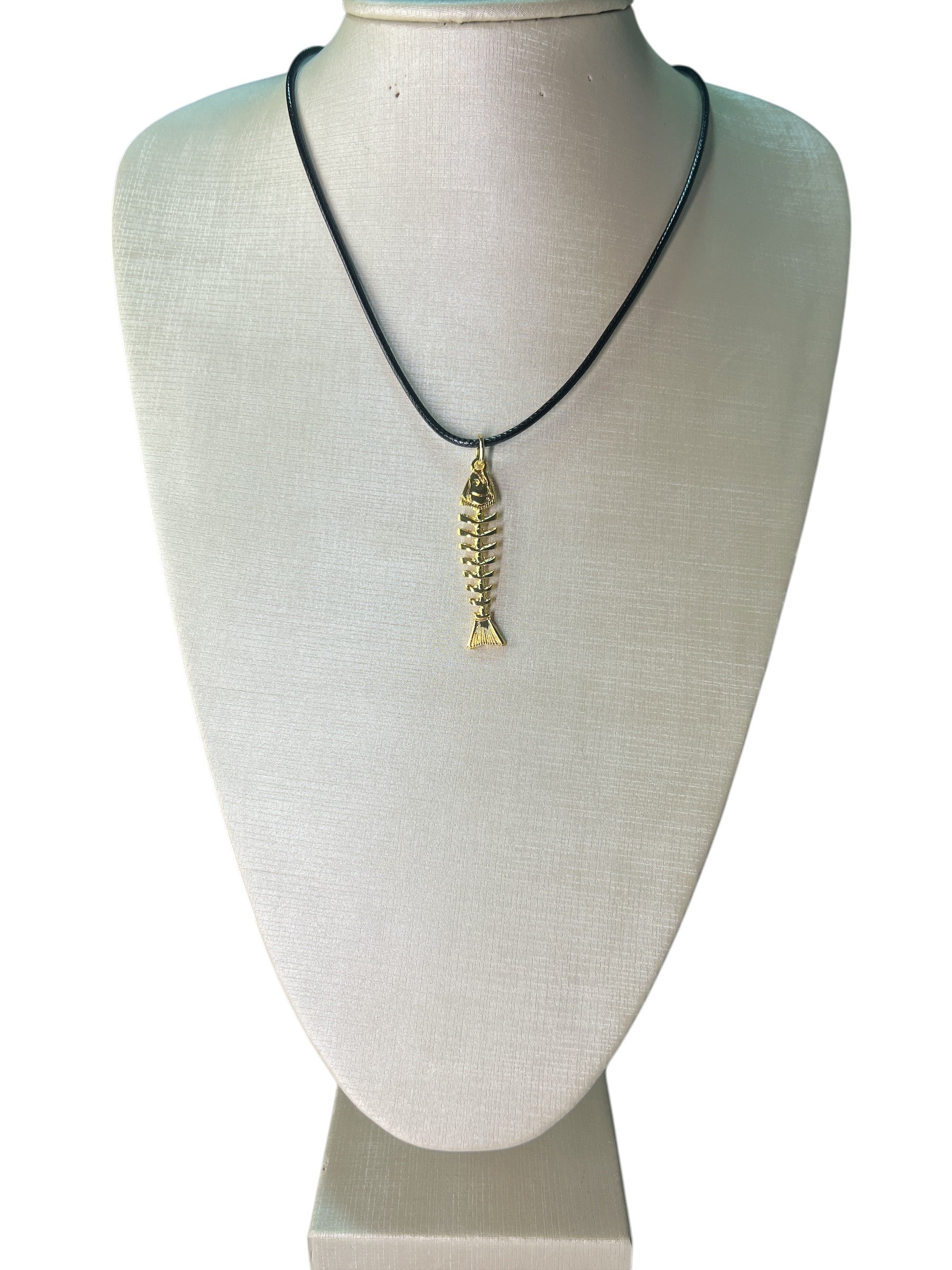 Colar Dourado Peixe